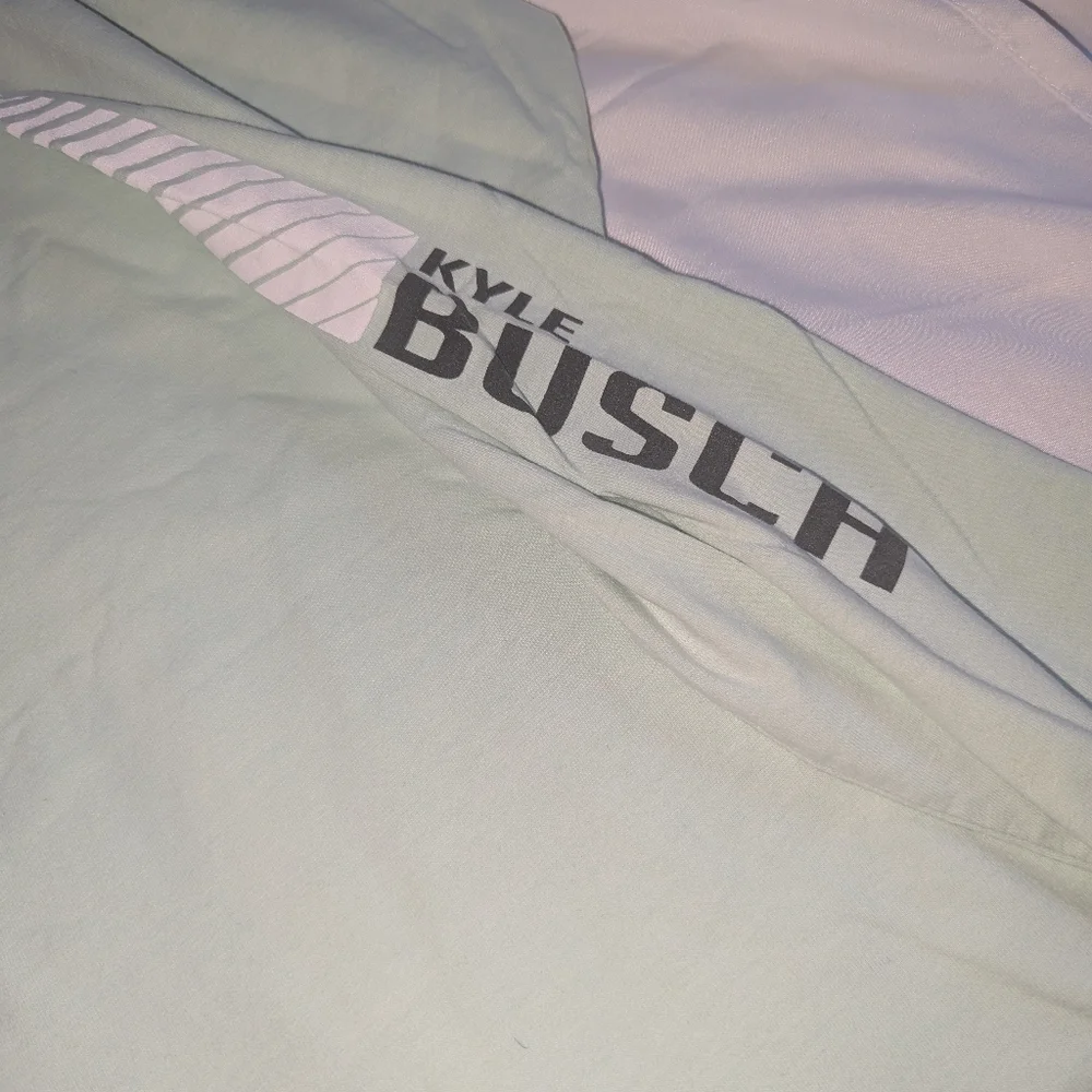 M&Ms Kyle Busch Men's XL Light Green Long Sleeve‎ Nascar Racing Graphic T-Shirt - Picture 3 of 7